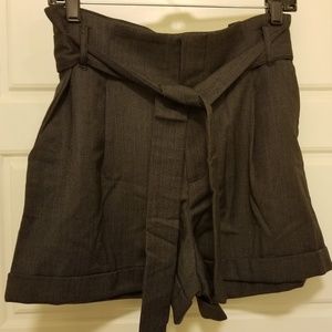 NEW Avon brand mark. Short Story Tweed shorts